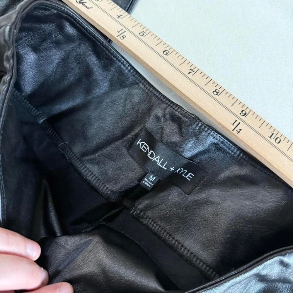 Y2K black‎ faux leather leggings Kendall and Kylie size medium